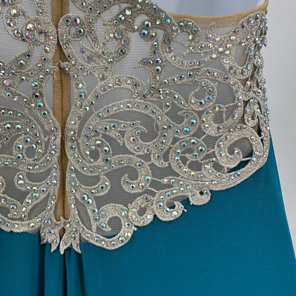 La Femme Prom Dress SZ 6 Teal Sleeveless Formal Embellished Lace Strap Racerback - Picture 8 of 16